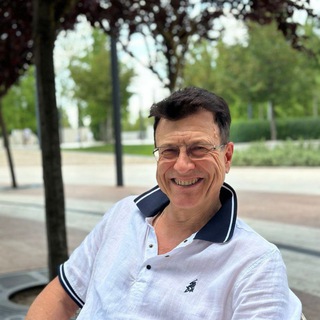 Канал   СЧАСТЬЕ ДарОМ Олег Макеев ОМ Сияющий ☀️