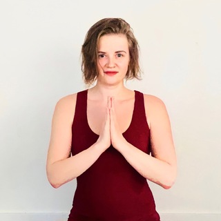 Канал   Надя Оборотова. Жизнь, йога, путешествия🌀