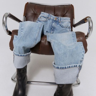 Канал   Helvetica шоурум